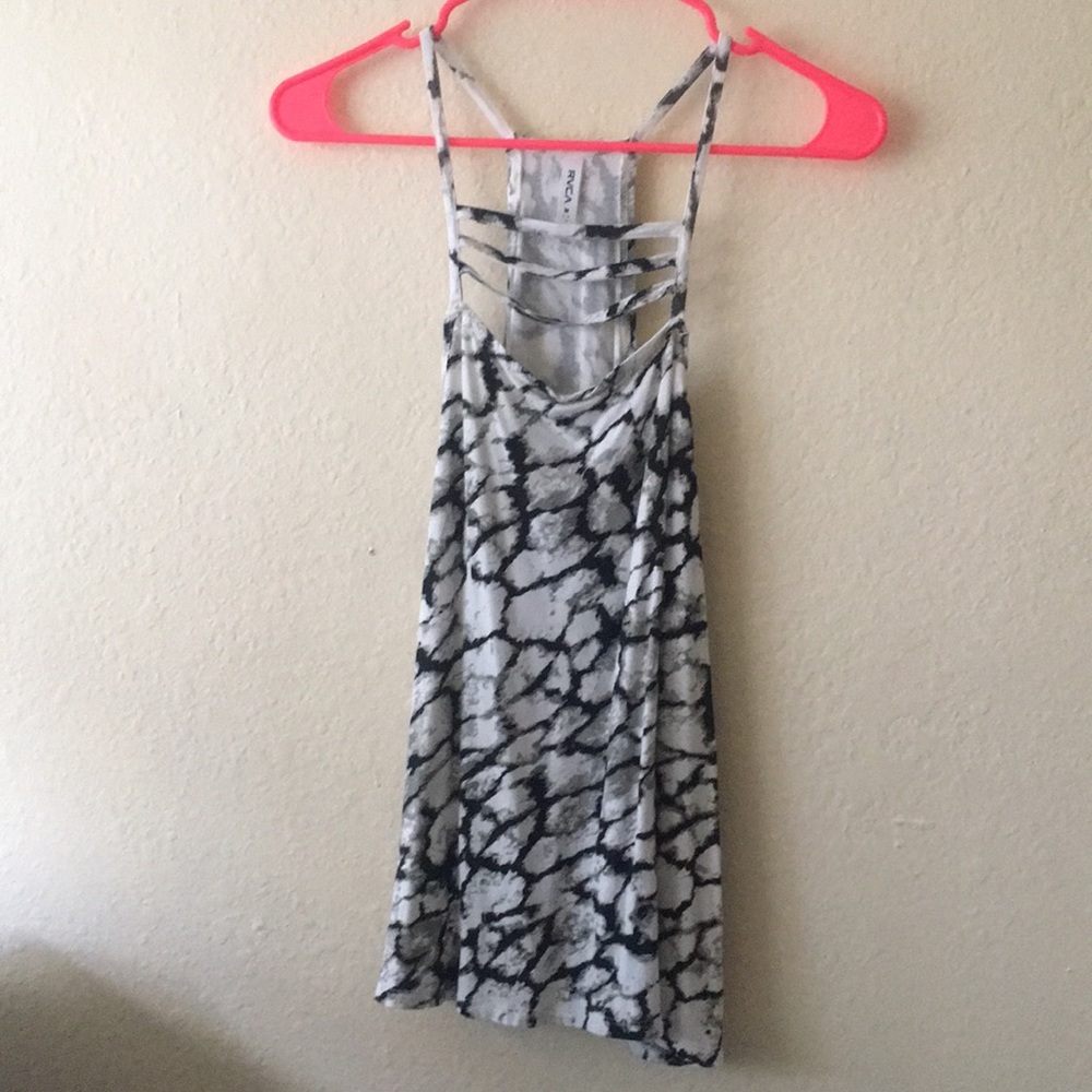 RVCA top